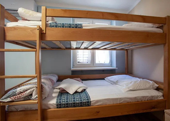 Hostel Adriatic (adults Only)