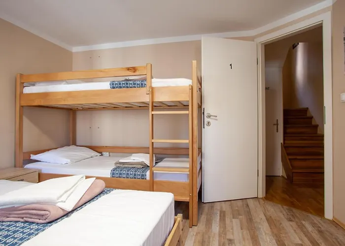 Adriatic (adults Only) Hostel Piran