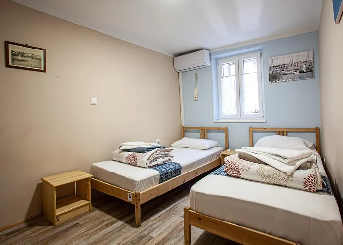 Хостел Adriatic (adults Only)