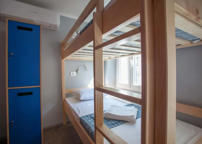 Adriatic (adults Only) Hostal *