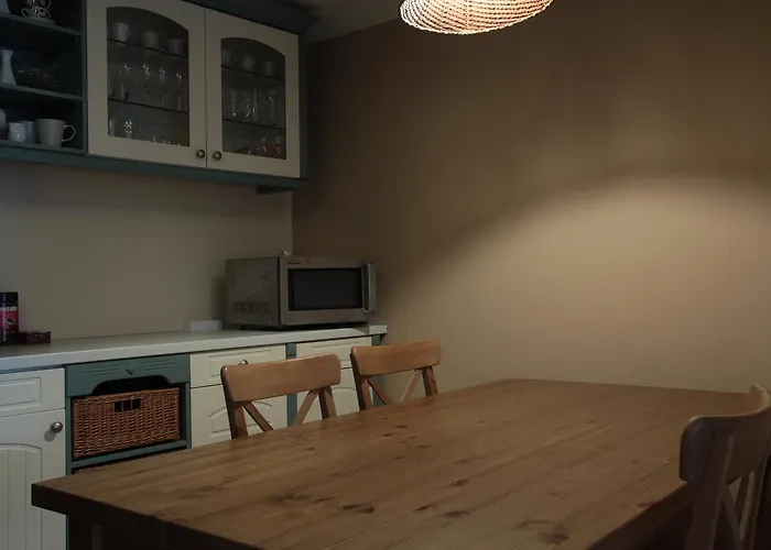 Adriatic (adults Only) Hostel *