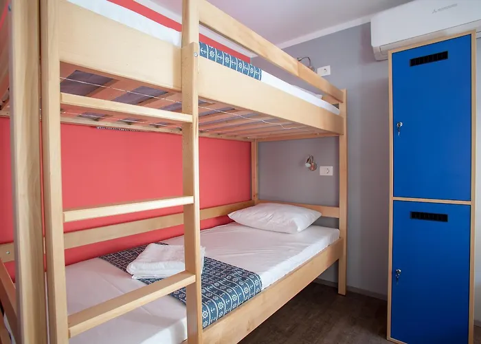 Hostel Adriatic (adults Only) *