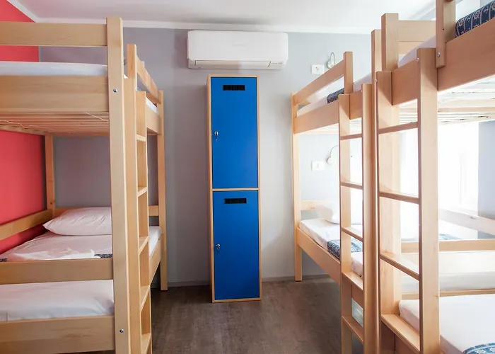Hostel Adriatic (adults Only) *